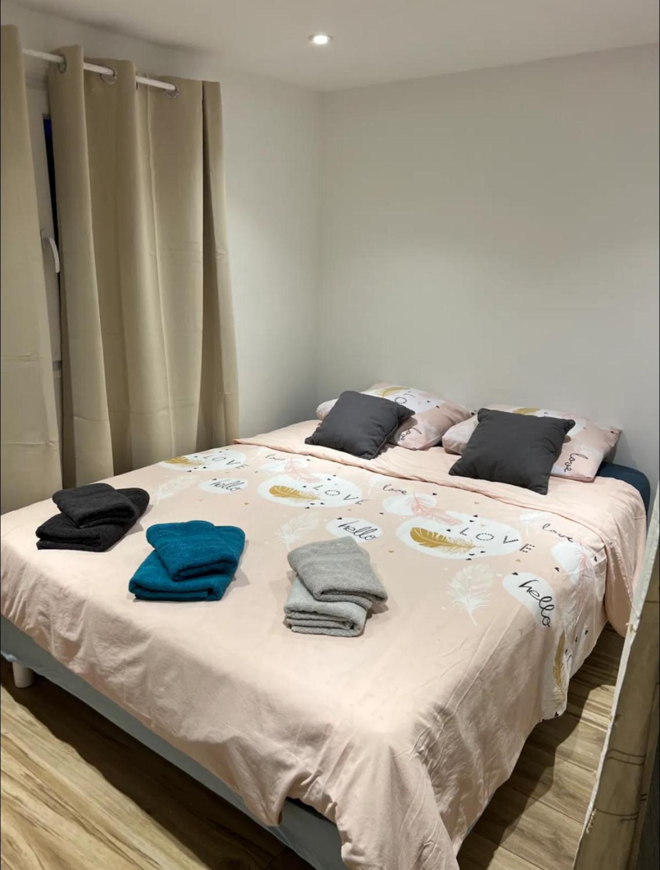 Ferienwohnung Un Instant De Bonheur Grasse Exterior foto